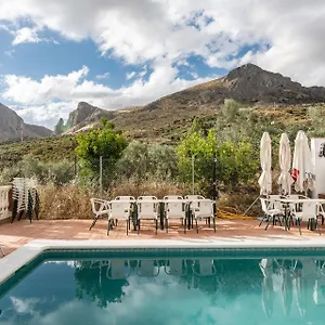 Malagasuite Rural Chalet Alcaucín